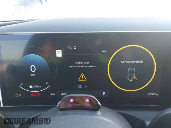 2025 Hyundai Tucson SEL Convenience с VIN 5NMJCCDE3SH450571, выставлен на аукционе IAAI как лот 41114590 с пробегом 3 692 миль миль и . История ставок и продаж доступна на DreamBid. Изображение 7.