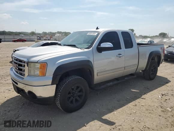2010 GMC Sierra 1500 SLE z VIN 1GTSKVE38AZ281299, wystawiony jako Copart lot #68891555 z przebiegiem 202 105 mil mil oraz Szkoda całkowita • Salvage title. Historia ofert i sprzedaży dostępna na DreamBid. Obrazek 1.