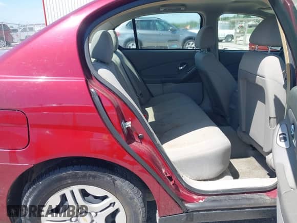 2006 Chevrolet Malibu 1LS z VIN 1G1ZS51FX6F104768, wystawiony jako IAAI lot #42807801 z przebiegiem 58 303 mil mil oraz . Historia ofert i sprzedaży dostępna na DreamBid. Obrazek 8.