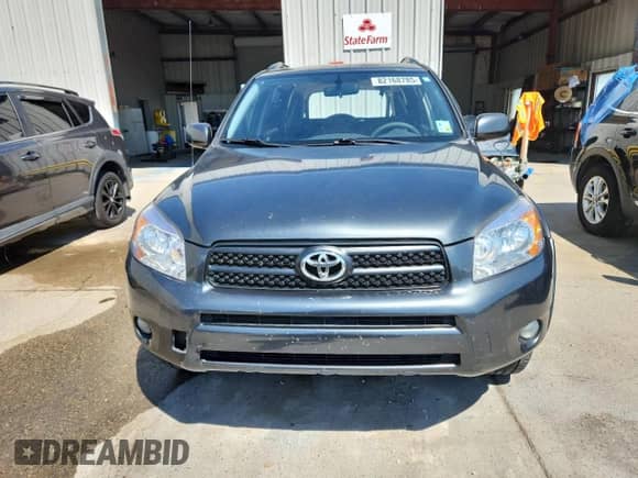 2007 Toyota RAV4 Sport with VIN JTMZD32V475076355, listed as a Copart auction lot 82168785 with 201,935 mi miles and Salvage title. Bid and sale history available at DreamBid. Image 5.
