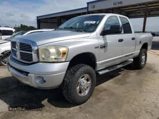 2007 Dodge 2500 SLT z VIN 1D7KS28D77J577219, wystawiony jako Copart lot #84295725 z przebiegiem 227 936 mil mil oraz Szkoda całkowita • Salvage title. Historia ofert i sprzedaży dostępna na DreamBid. Obrazek 1.