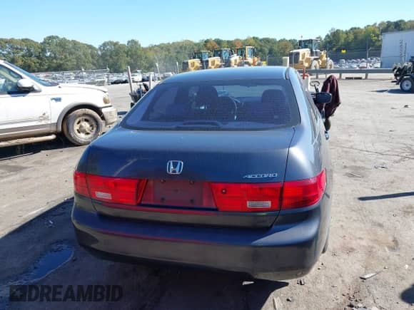 2005 Honda Accord EX with VIN 1HGCM56765A000459, listed as a IAAI auction lot 43467401 with 246,637 mi miles and . Bid and sale history available at DreamBid. Image 16.