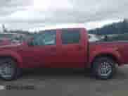 2014 Nissan Frontier SV z VIN 1N6AD0EV2EN723045, wystawiony jako IAAI lot #42624491 z przebiegiem 94 713 mil mil oraz . Historia ofert i sprzedaży dostępna na DreamBid. Obrazek 14.