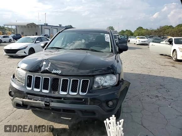 2014 Jeep Compass Sport z VIN 1C4NJDBB9ED544845, wystawiony jako Copart lot #81043775 z przebiegiem 61 554 mil mil oraz Czysty tytuł • Clean title. Historia ofert i sprzedaży dostępna na DreamBid. Obrazek 13.