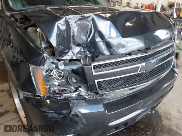 2012 Chevrolet Tahoe LT с VIN 1GNSKBE03CR241968, выставлен на аукционе IAAI как лот 42258217 с пробегом 150 459 миль миль и . История ставок и продаж доступна на DreamBid. Изображение 6.