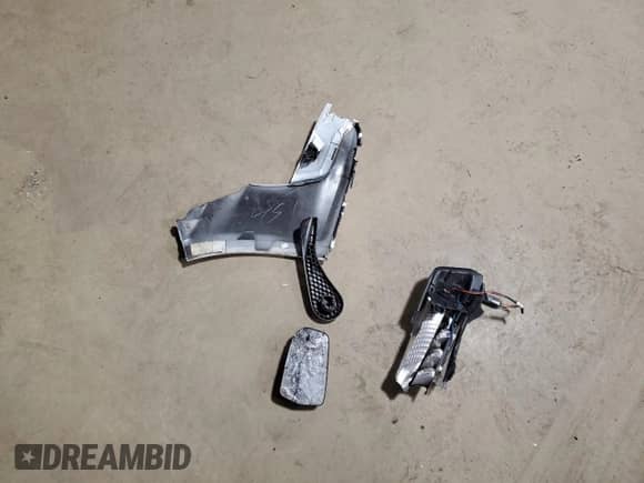 2024 Chevrolet Malibu LT с VIN 1G1ZD5ST1RF183976, выставлен на аукционе Copart как лот 90403335 с пробегом 46 579 миль миль и Чистый • Clean title. История ставок и продаж доступна на DreamBid. Изображение 12.