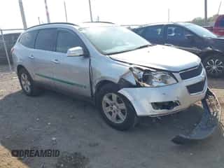 2009 Chevrolet Traverse 1LT z VIN 1GNEV23D19S135613, wystawiony jako IAAI lot #43244861 z przebiegiem 227 809 mil mil oraz . Historia ofert i sprzedaży dostępna na DreamBid. Obrazek 1.