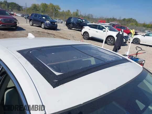 2021 Honda Accord EX-L z VIN 1HGCV3F53MA015354, wystawiony jako IAAI lot #43338626 z przebiegiem Nie podano mil oraz . Historia ofert i sprzedaży dostępna na DreamBid. Obrazek 16.