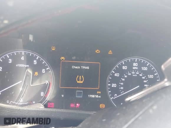 2015 Hyundai Genesis 3.8L с VIN KMHGN4JE7FU020017, выставлен на аукционе IAAI как лот 42295315 с пробегом 175 616 миль миль и . История ставок и продаж доступна на DreamBid. Изображение 7.