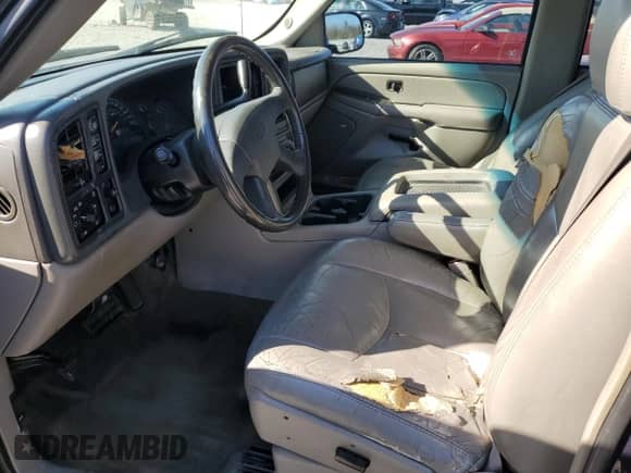 2004 Chevrolet Tahoe LS z VIN 1GNEK13TX4R111644, wystawiony jako Copart lot #43613985 z przebiegiem 255 494 mil mil oraz Szkoda całkowita • Salvage title. Historia ofert i sprzedaży dostępna na DreamBid. Obrazek 7.