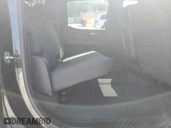 2022 Chevrolet Silverado 1500 Custom Trail Boss с VIN 3GCPDCED9NG526811, выставлен на аукционе Copart как лот 70156485 с пробегом 43 168 миль миль и Списание • Salvage title. История ставок и продаж доступна на DreamBid. Изображение 10.