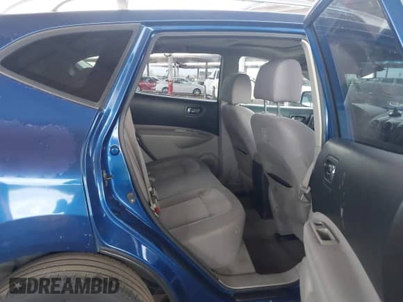 2010 Nissan Rogue SL с VIN JN8AS5MT9AW015146, выставлен на аукционе IAAI как лот 43413045 с пробегом 152 507 миль миль и . История ставок и продаж доступна на DreamBid. Изображение 8.