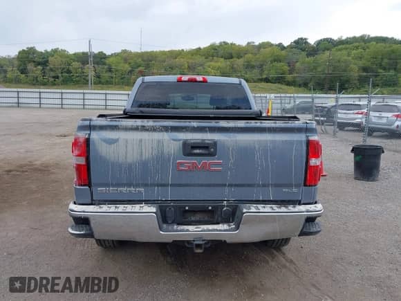 2016 GMC Sierra 1500 z VIN 3GTU2MEH7GG124578, wystawiony jako IAAI lot #43267104 z przebiegiem 291 718 mil mil oraz . Historia ofert i sprzedaży dostępna na DreamBid. Obrazek 16.