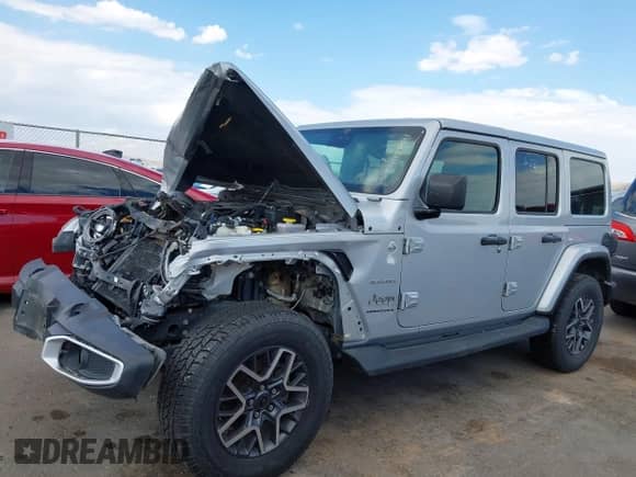 2024 Jeep Wrangler Sahara с VIN 1C4PJXEN5RW129340, выставлен на аукционе IAAI как лот 43058894 с пробегом 47 467 миль миль и . История ставок и продаж доступна на DreamBid. Изображение 13.