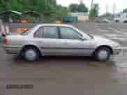 1993 Honda Accord LX z VIN JHMCB7650PC050732, wystawiony jako IAAI lot #42269319 z przebiegiem 77 651 mil mil oraz . Historia ofert i sprzedaży dostępna na DreamBid. Obrazek 13.