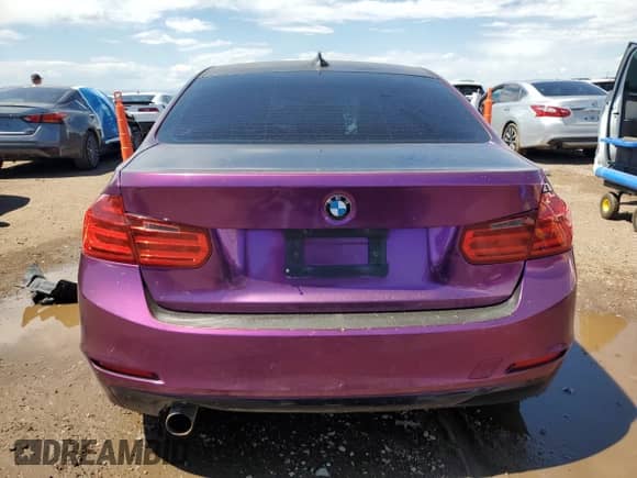 2013 BMW 3 Series 328i xDrive with VIN WBA3B3C50DF542473, listed as a Copart auction lot 69501165 with 136,590 mi miles and Salvage title. Bid and sale history available at DreamBid. Image 6.