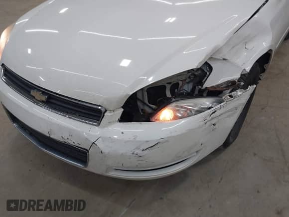 2007 Chevrolet Impala Police Police с VIN 2G1WS55R879373580, выставлен на аукционе IAAI как лот 42897105 с пробегом 59 098 миль миль и . История ставок и продаж доступна на DreamBid. Изображение 6.