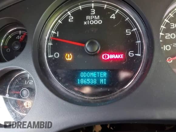 2007 Chevrolet Avalanche 3LT с VIN 3GNFK12307G180336, выставлен на аукционе IAAI как лот 43201757 с пробегом 186 538 миль миль и . История ставок и продаж доступна на DreamBid. Изображение 15.
