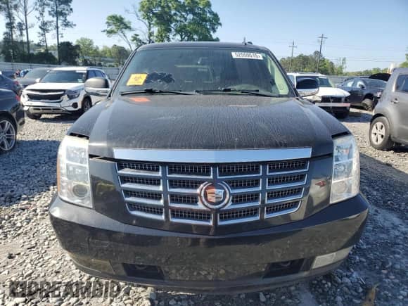 2011 Cadillac Escalade ESV Luxury с VIN 1GYS3HEF9BR222976, выставлен на аукционе Copart как лот 52559515 с пробегом 251 493 миль миль и Чистый • Clean title. История ставок и продаж доступна на DreamBid. Изображение 5.