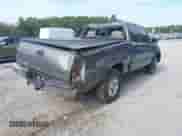 2003 Toyota Tundra SR5 с VIN 5TBBT441X3S374751, выставлен на аукционе IAAI как лот 43280444 с пробегом 311 438 миль миль и . История ставок и продаж доступна на DreamBid. Изображение 4.