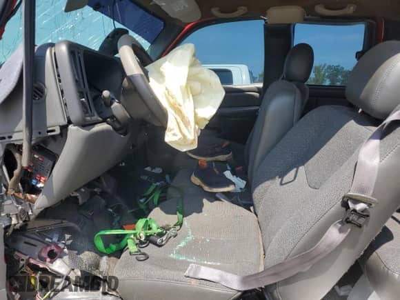 2006 Chevrolet Silverado 1500 LS with VIN 1GCEC19X16Z283077, listed as a Copart auction lot 83092664 with Not provided miles and Salvage title. Bid and sale history available at DreamBid. Image 7.