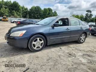 2005 Honda Accord with VIN JHMCN36565C017618, listed as a Copart auction lot 64677975 with 181,086 mi miles and Clean title. Bid and sale history available at DreamBid. Image 1.