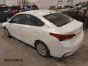 2018 Hyundai Accent SE z VIN 3KPC24A34JE010059, wystawiony jako IAAI lot #43413978 z przebiegiem 60 998 mil mil oraz . Historia ofert i sprzedaży dostępna na DreamBid. Obrazek 3.