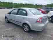 2010 Chevrolet Aveo 2LT z VIN KL1TG5DEXAB110210, wystawiony jako IAAI lot #42137206 z przebiegiem 104 724 mil mil oraz . Historia ofert i sprzedaży dostępna na DreamBid. Obrazek 3.