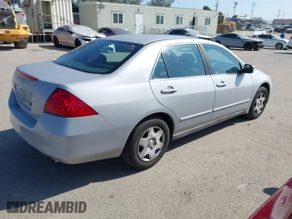 2006 Honda Accord LX with VIN 1HGCM564X6A078153, listed as a IAAI auction lot 43514312 with 69,734 mi miles and . Bid and sale history available at DreamBid. Image 4.