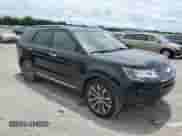 2018 Ford Explorer Platinum с VIN 1FM5K8HT5JGC80743, выставлен на аукционе Copart как лот 61615395 с пробегом 133 684 миль миль и Списание • Salvage title. История ставок и продаж доступна на DreamBid. Изображение 4.