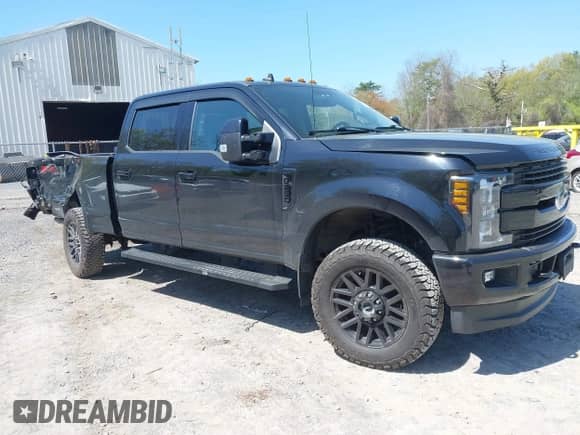 2019 Ford F-250 XL with VIN 1FT7W2B64KEG62759, listed as a IAAI auction lot 42241483 with 64,683 mi miles and . Bid and sale history available at DreamBid. Image 1.
