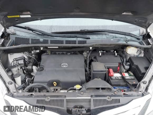 2013 Toyota Sienna XLE with VIN 5TDDK3DCXDS059061, listed as a IAAI auction lot 41777329 with 142,889 mi miles and . Bid and sale history available at DreamBid. Image 10.