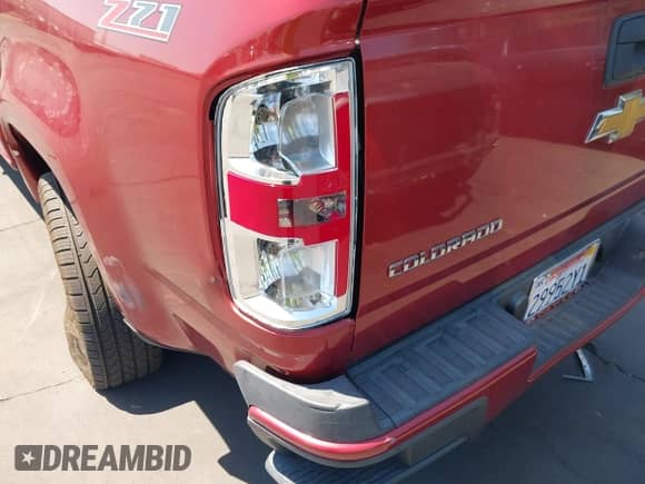 2016 Chevrolet Colorado 2WD Z71 с VIN 1GCGSDE36G1166885, выставлен на аукционе IAAI как лот 42950921 с пробегом 84 111 миль миль и . История ставок и продаж доступна на DreamBid. Изображение 12.
