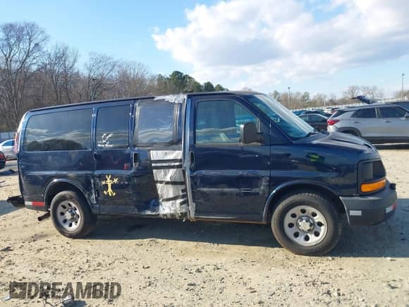 2014 Chevrolet Express Passenger LS с VIN 1GNSGBF4XE1104627, выставлен на аукционе IAAI как лот 41224991 с пробегом 175 661 миль миль и . История ставок и продаж доступна на DreamBid. Изображение 13.