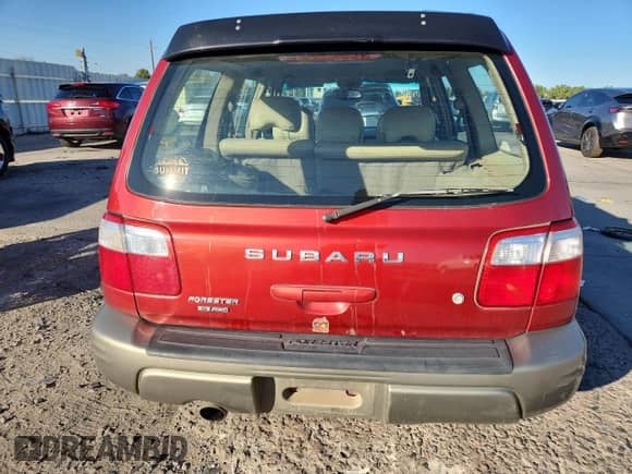 2001 Subaru Forester S with VIN JF1SF65581H728155, listed as a Copart auction lot 81469565 with 233,740 mi miles and Salvage title. Bid and sale history available at DreamBid. Image 6.