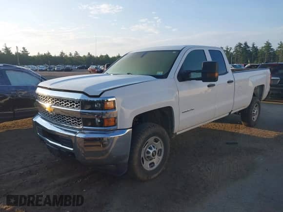 2019 Chevrolet Silverado 2500HD Work Truck с VIN 2GC2CREG3K1186814, выставлен на аукционе IAAI как лот 42858974 с пробегом 121 914 миль миль и . История ставок и продаж доступна на DreamBid. Изображение 2.