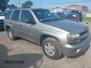 2002 Chevrolet TrailBlazer LS с VIN 1GNDS13S822370447, выставлен на аукционе IAAI как лот 42769544 с пробегом 276 654 миль миль и . История ставок и продаж доступна на DreamBid. Изображение 1.