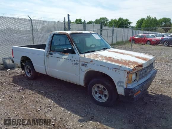 1989 Chevrolet S-10 с VIN 1GCBS14E6K2243348, выставлен на аукционе IAAI как лот 42447827 с пробегом 130 576 миль миль и . История ставок и продаж доступна на DreamBid. Изображение 1.