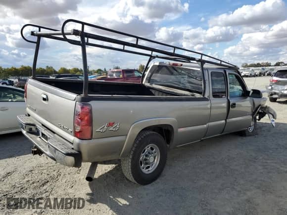 2003 Chevrolet Silverado 2500HD LT z VIN 1GCHK29153E171662, wystawiony jako Copart lot #80114585 z przebiegiem Nie podano mil oraz Szkoda całkowita • Salvage title. Historia ofert i sprzedaży dostępna na DreamBid. Obrazek 3.