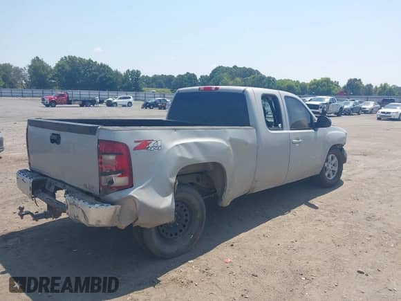2008 GMC Sierra 1500 SLT with VIN 1GTEK19J48Z170516, listed as a IAAI auction lot 42999593 with 219,814 mi miles and . Bid and sale history available at DreamBid. Image 4.