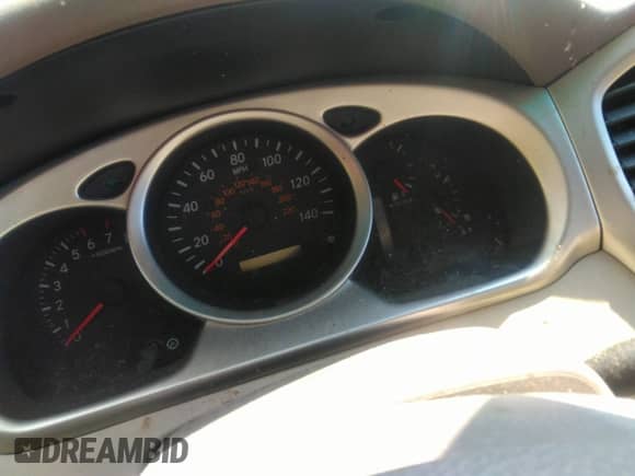 2005 Toyota Highlander с VIN JTEDP21A350063385, выставлен на аукционе IAAI как лот 41888656 с пробегом Не указан миль и . История ставок и продаж доступна на DreamBid. Изображение 7.