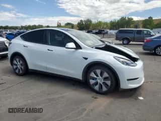 2023 Tesla Model Y Long Range with VIN 7SAYGAEE5PF592387, listed as a Copart auction lot 67555634 with 30,078 mi miles and Salvage title. Bid and sale history available at DreamBid. Image 4.