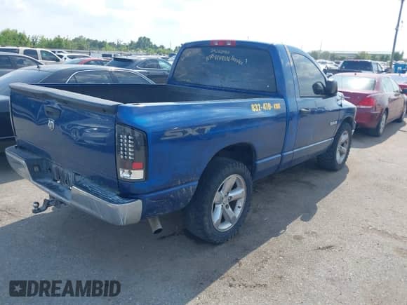 2008 Dodge 1500 ST с VIN 1D7HA16K28J242010, выставлен на аукционе IAAI как лот 43002989 с пробегом 128 284 миль миль и . История ставок и продаж доступна на DreamBid. Изображение 4.