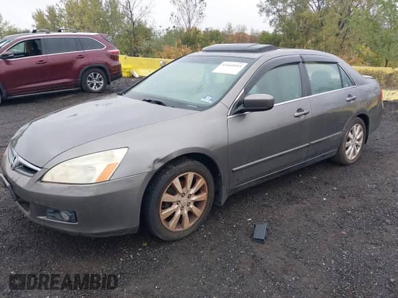2007 Honda Accord EX-L with VIN 1HGCM66517A000019, listed as a IAAI auction lot 43444914 with 187,190 mi miles and . Bid and sale history available at DreamBid. Image 2.