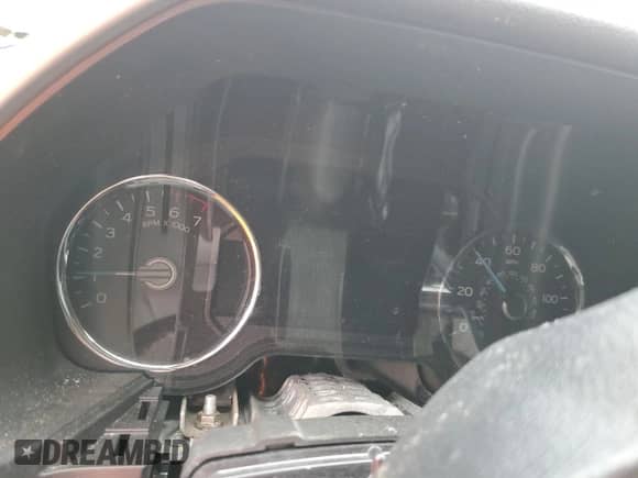 2017 Ford F-150 XL z VIN 1FTEW1CP4HFC41748, wystawiony jako Copart lot #67077355 z przebiegiem Nie podano mil oraz Nie do naprawy • Non repairable. Historia ofert i sprzedaży dostępna na DreamBid. Obrazek 9.