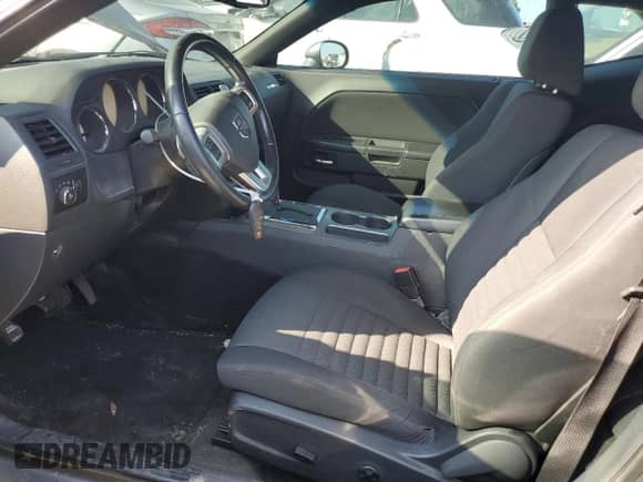 2012 Dodge Challenger R/T with VIN 2C3CDYBT0CH275489, listed as a Copart auction lot 67852624 with 100,406 mi miles and Non repairable. Bid and sale history available at DreamBid. Image 7.