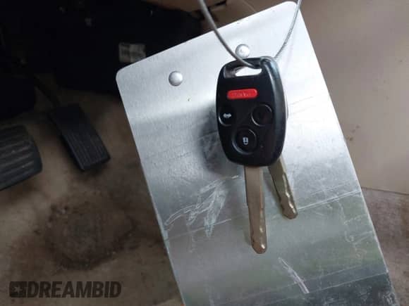 2003 Honda Accord LX with VIN 1HGCM56473A086318, listed as a IAAI auction lot 42950611 with 137,157 mi miles and . Bid and sale history available at DreamBid. Image 11.