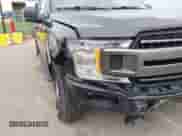 2018 Ford F-150 XLT z VIN 1FTEX1EP7JKF28136, wystawiony jako IAAI lot #43218361 z przebiegiem 105 657 mil mil oraz . Historia ofert i sprzedaży dostępna na DreamBid. Obrazek 18.