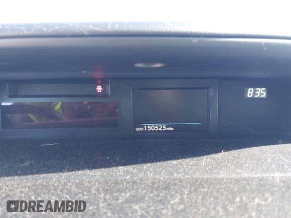 2015 Toyota Prius Two z VIN JTDZN3EU8FJ037967, wystawiony jako IAAI lot #42907014 z przebiegiem 150 525 mil mil oraz . Historia ofert i sprzedaży dostępna na DreamBid. Obrazek 7.