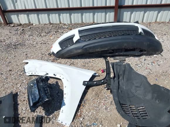 2025 Jeep Grand Cherokee Altitude X z VIN 1C4RJJAG0S8651834, wystawiony jako IAAI lot #41992629 z przebiegiem 4 239 mil mil oraz . Historia ofert i sprzedaży dostępna na DreamBid. Obrazek 12.